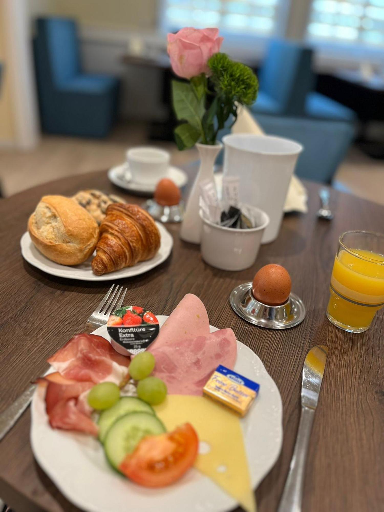 Hotel Drei Kronen Elmshorn Buitenkant foto