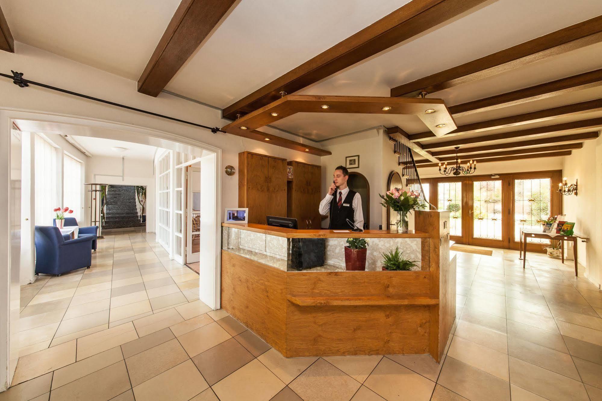 Hotel Drei Kronen Elmshorn Buitenkant foto